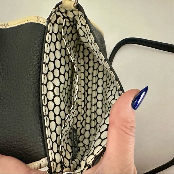 Vintage Brighton Leather Mini Stitched Flower Adjustable Crossbody Purse - Picture 12 of 16